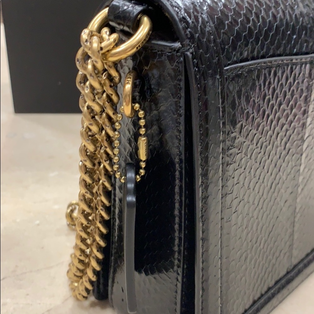LAST COACH HUTTON GENUINE SNAKESKIN SHOULDER HANDBAG IN BLACK/CHUNKY GOLD CHAIN - Picture 8 of 16